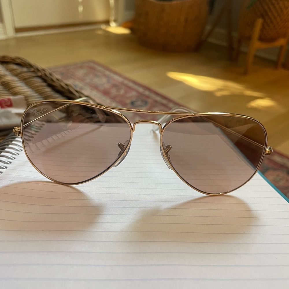 rose colored gold rayban sunglasses never worn